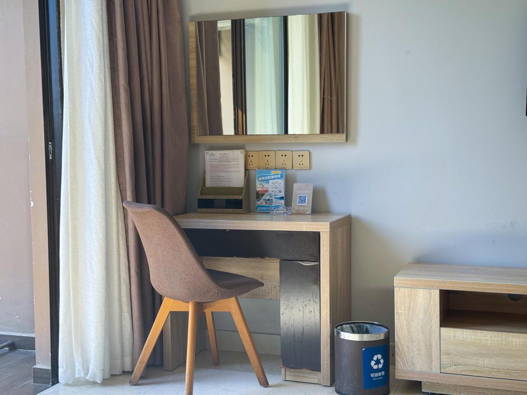 Barry Boutique Hotel Sanya Buitenkant foto